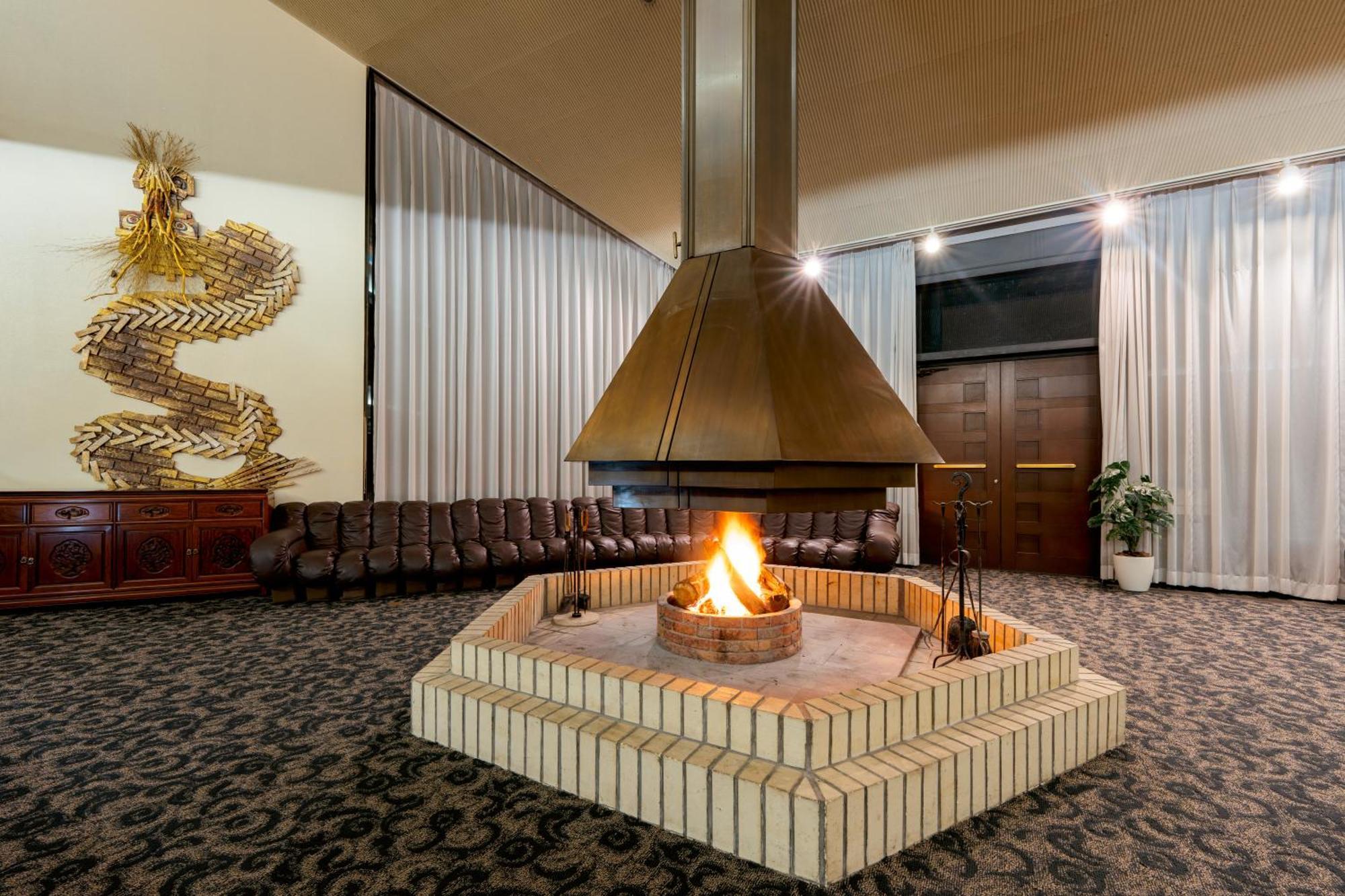 富士祥栄会館 Hotell Oyama  Exteriör bild